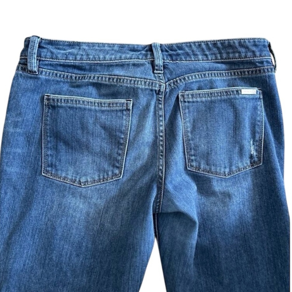 White House Black Market Girlfriend Distressed Jeans. Size 8L. - Picture 4 of 7